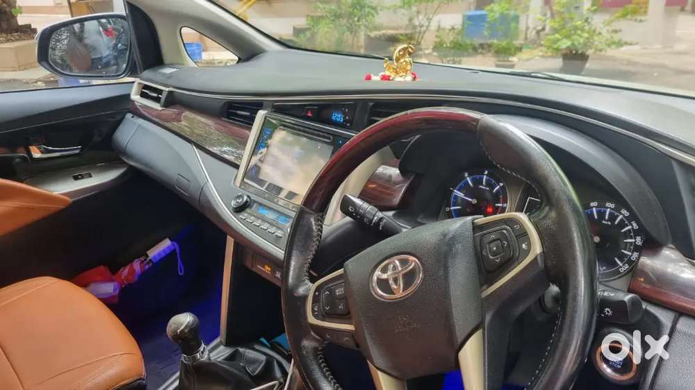 Toyota Innova Crysta 2017 Diesel 143000 Km Driven