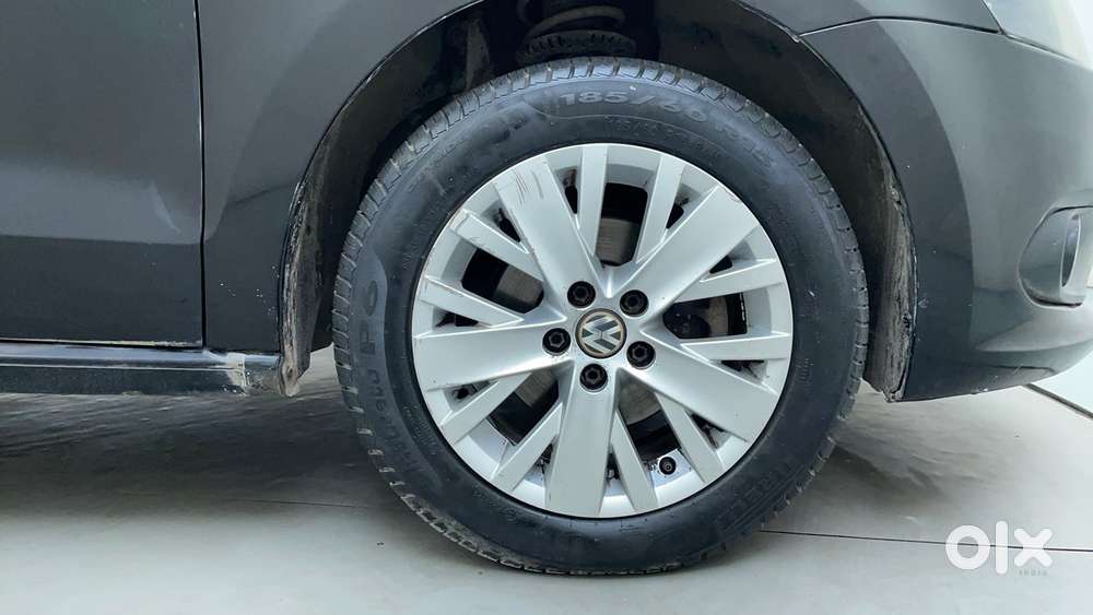 Volkswagen Vento Petrol Highline, 2015, Petrol
