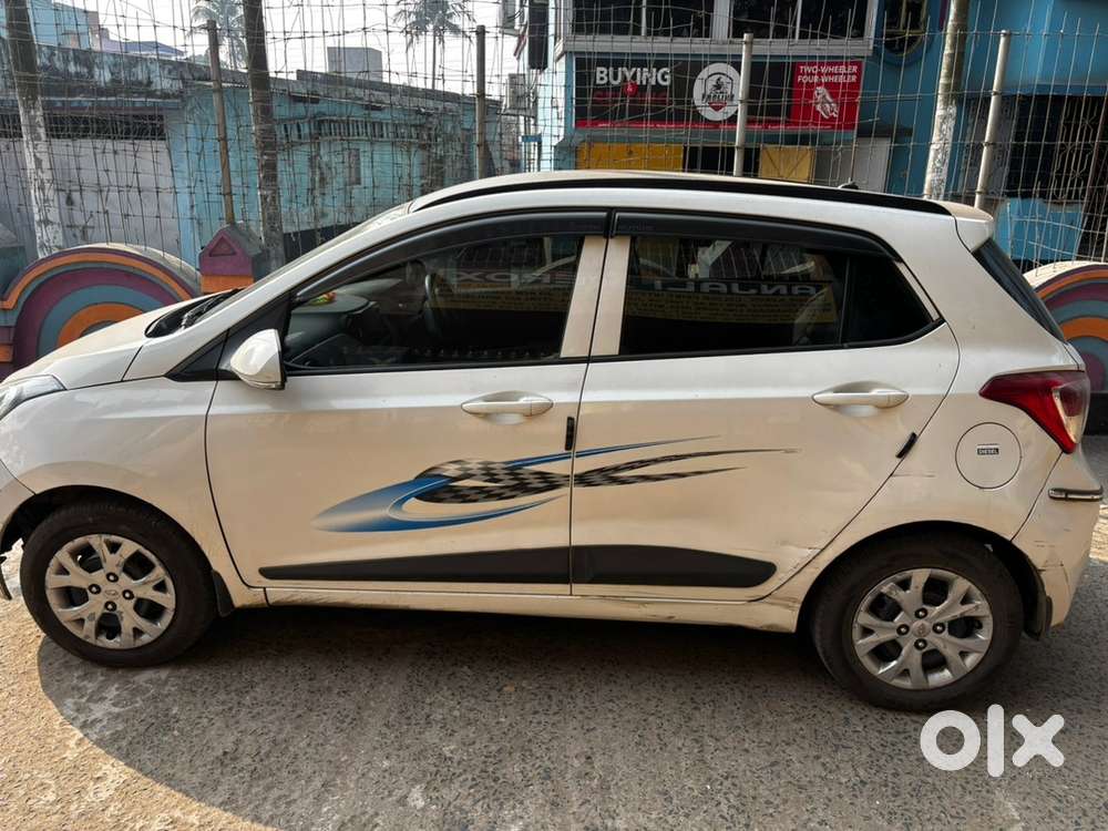 Hyundai Grand I10 2016 Diesel Well Maintained