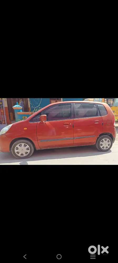 Maruti Suzuki Zen Estilo 2011