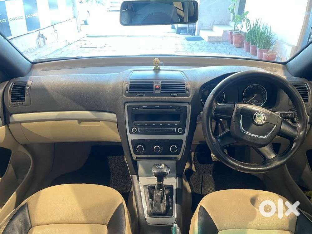 Skoda Laura 2.0 Tdi At L And K, 2011, Diesel