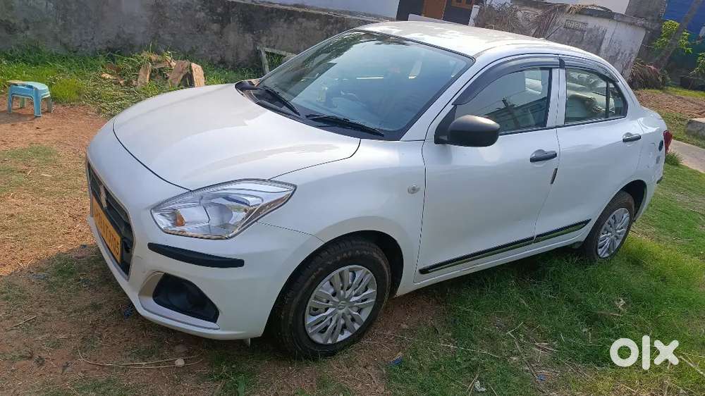 Maruti Suzuki Dzire 2023 Cng & Petrol 63350 Km Driven