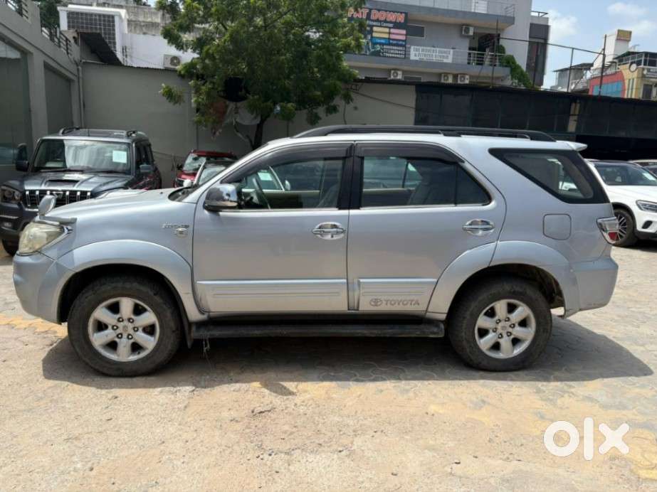 Toyota Fortuner 3.0 4x4 Manual, 2010, Diesel