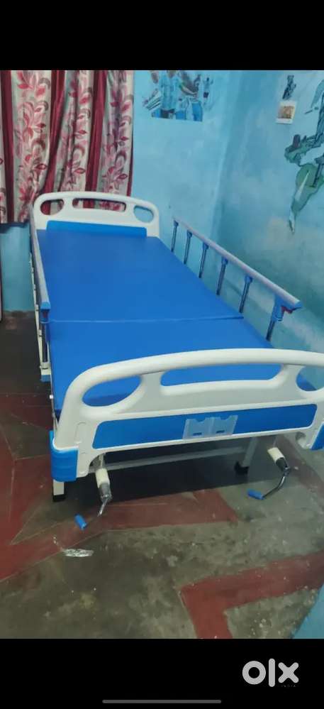 Hospital cot bed with air bed set