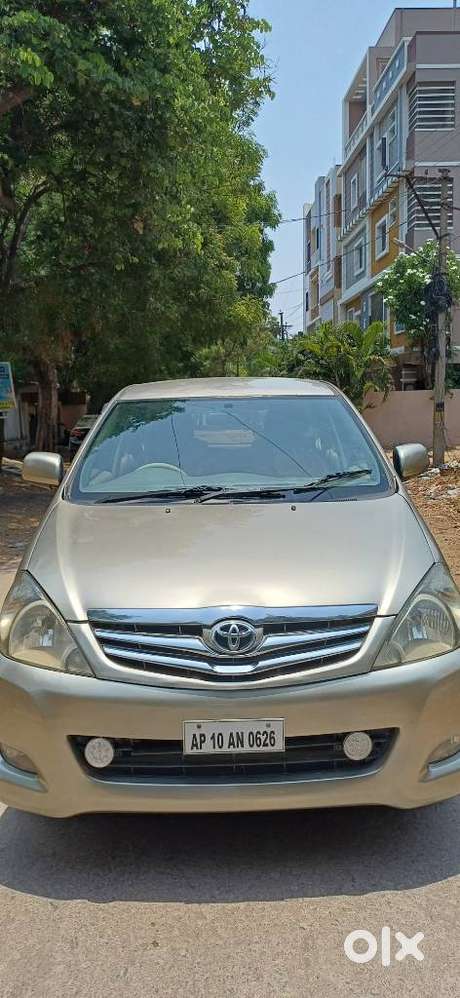Toyota Innova 2.5 V 7 Str, 2008, Diesel