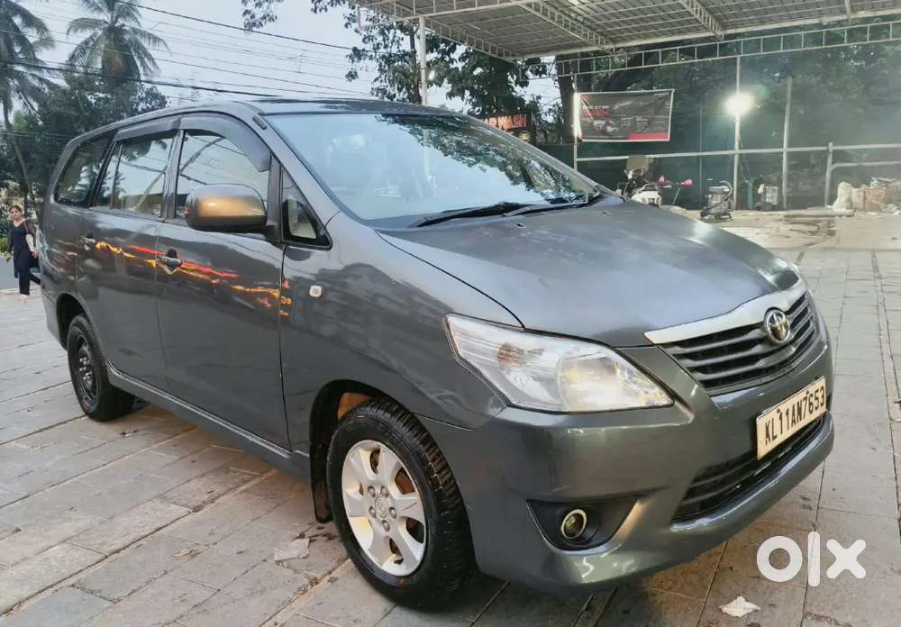 Toyota Innova Diesel 2012