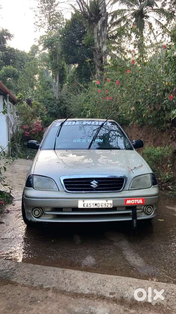 Maruti Suzuki Esteem 2005