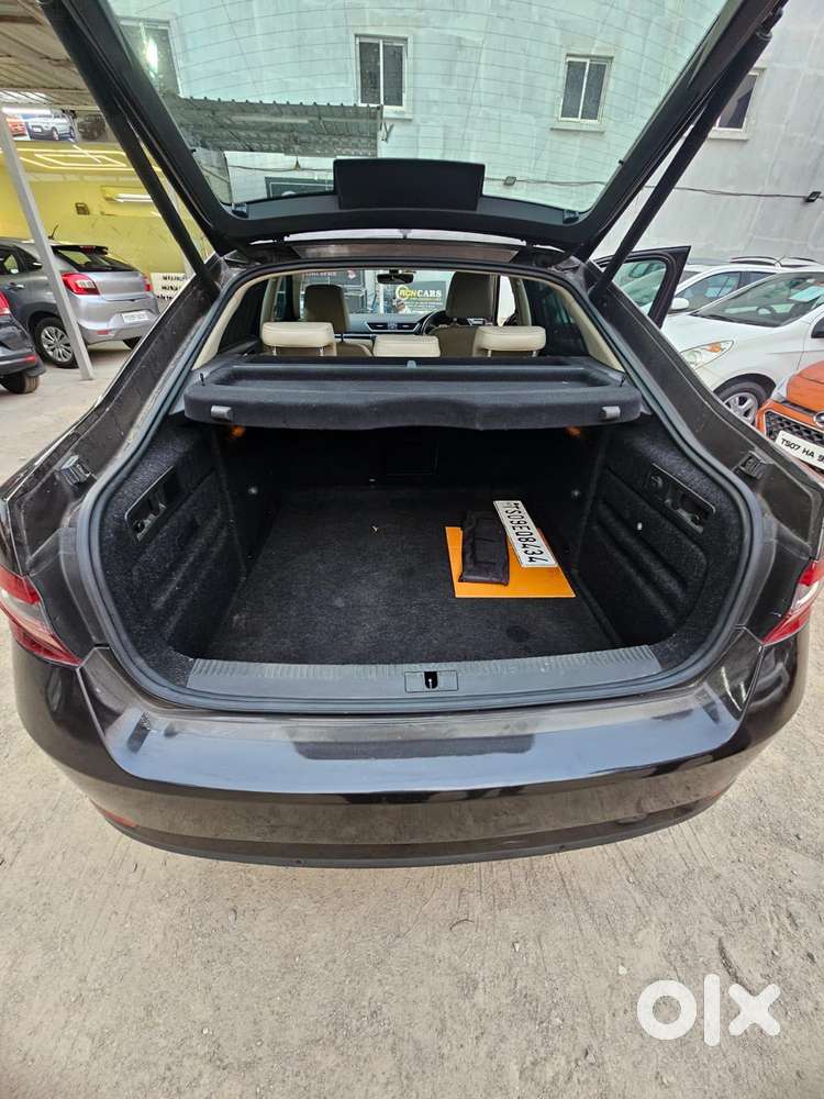 Skoda Superb L&k 1.8 Tsi At, 2016, Petrol