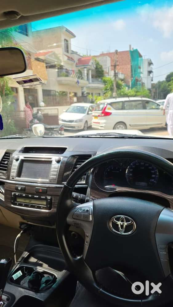 Toyota Fortuner Diesel 2014