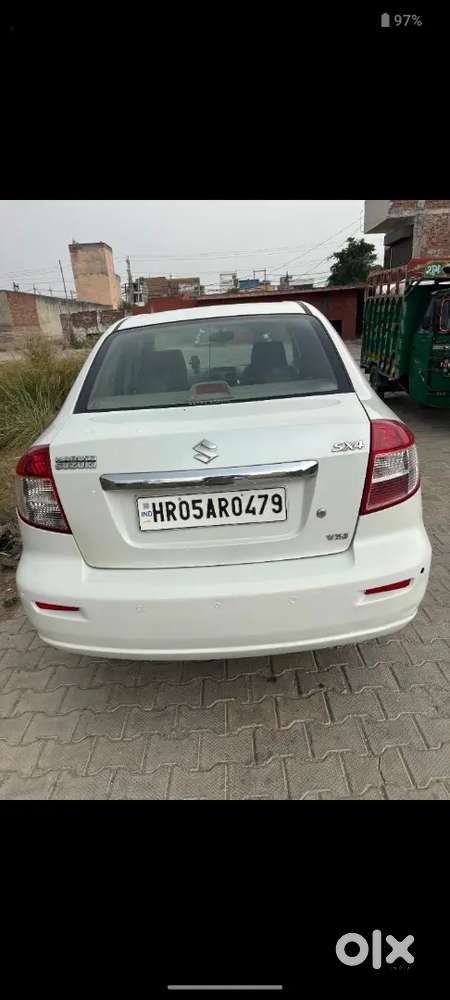 New Tyre Badhiya Gadi Hai