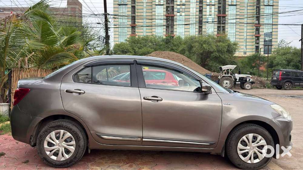 Maruti Suzuki Swift Dzire Vdi At, 2018, Diesel