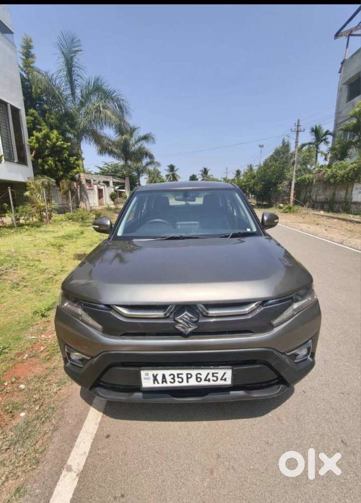 Maruti Suzuki Brezza 1.5 Vxi At Smart Hybrid, 2022, Petrol