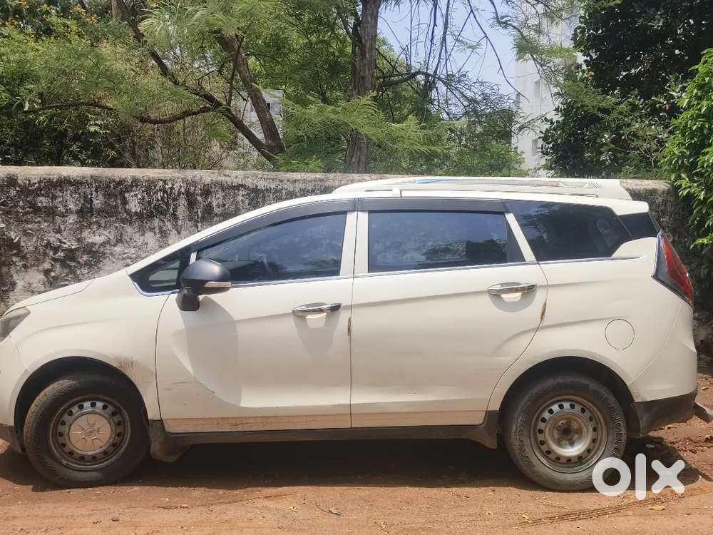 Mahindra Marazzo 2020 Diesel 140000 Km Driven