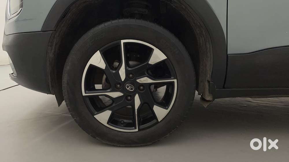 Tata Punch Creative Amt, 2022, Petrol