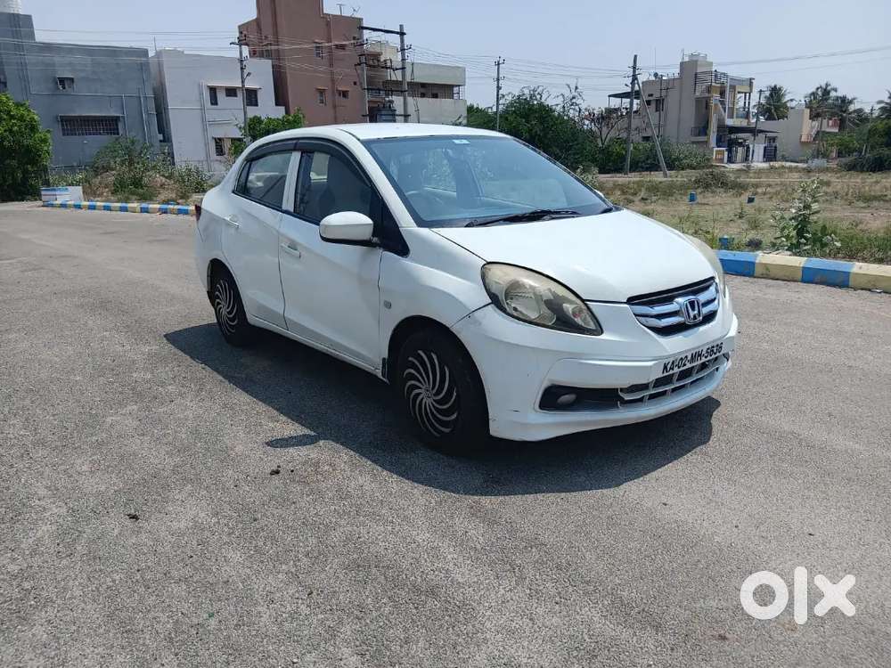 Honda Amaze 2013 Diesel Well Maintained