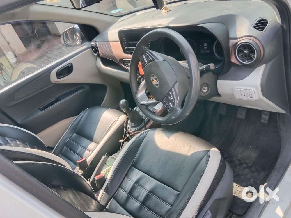 Hyundai Aura Sx (o) Crdi Manual, 2023, Cng & Hybrids