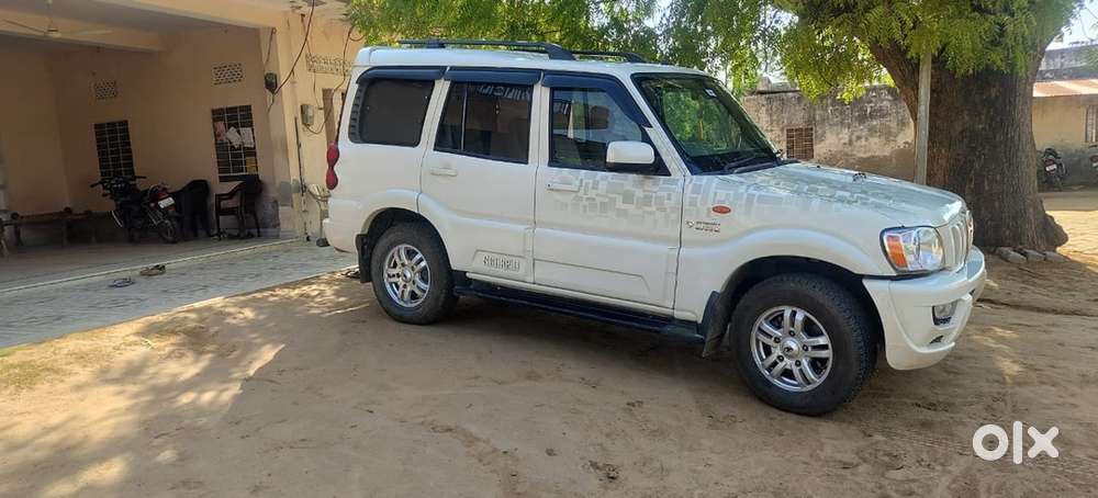Mahindra Scorpio 2014 Diesel Manual