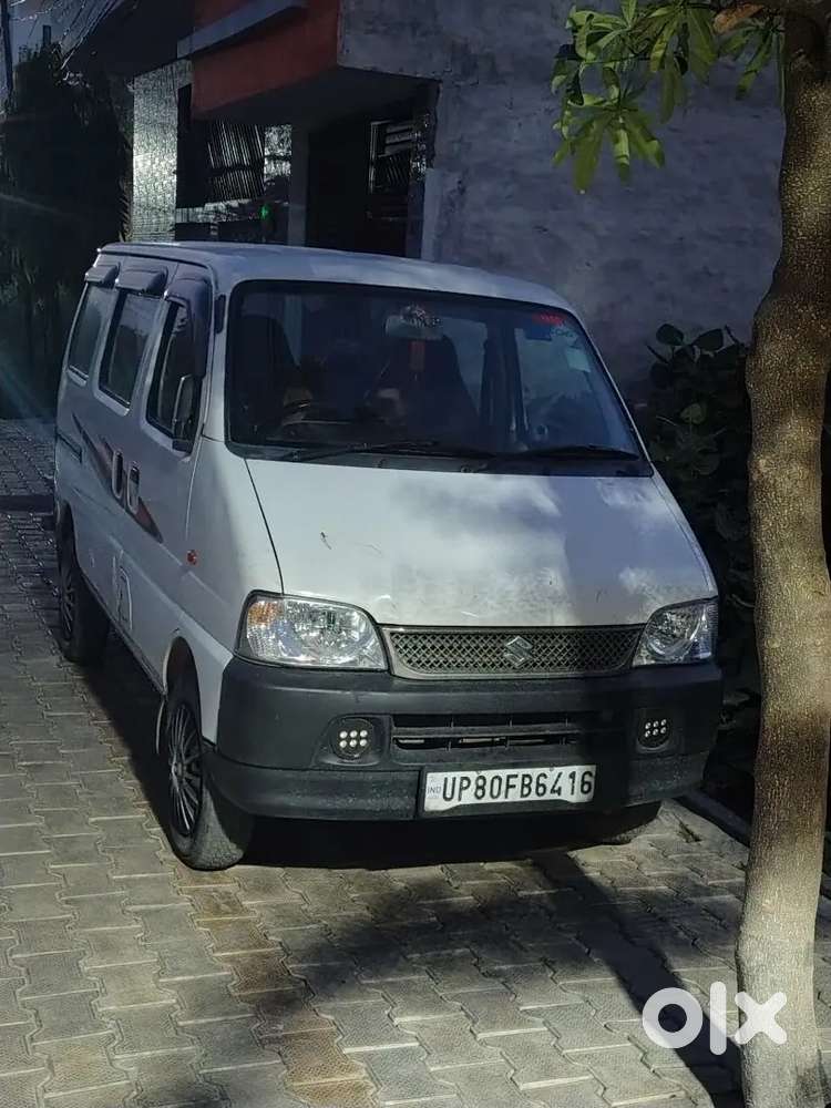 It's Army Person Veh And Coy Fitted Cng Or Ac Good Condition