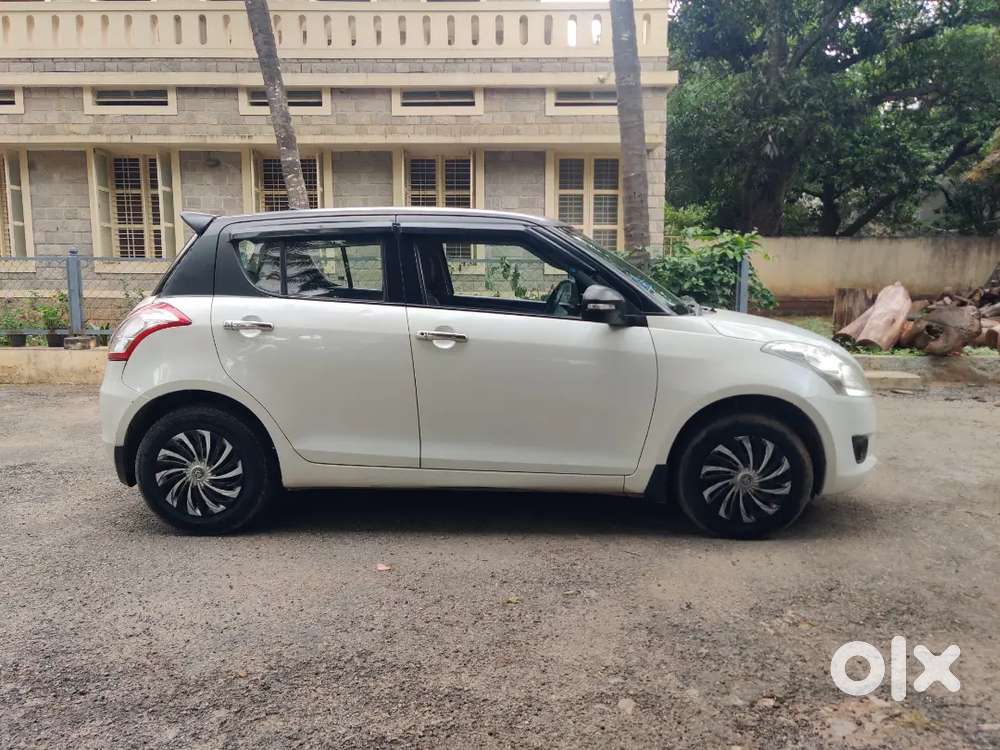 Maruti Suzuki Swift 2014 Diesel 133000 Km Driven