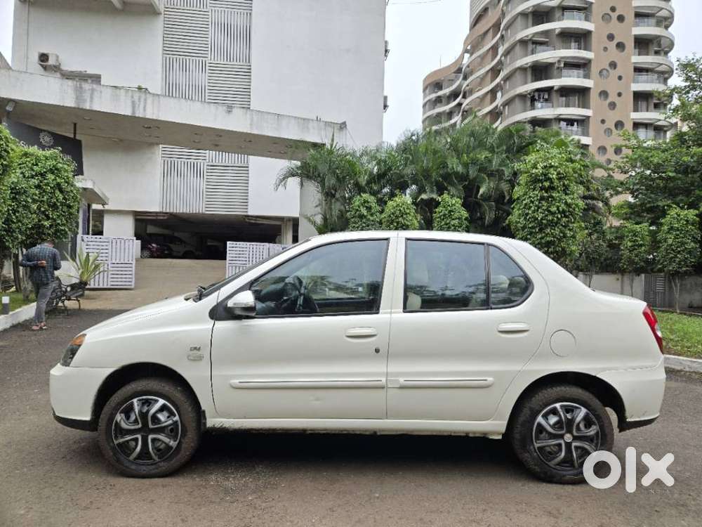 Tata Indigo Ecs Ecs Lx Cr4 Bs-iv, 2013, Diesel