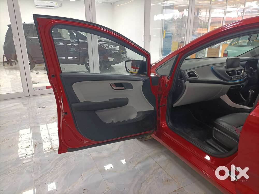 Tata Altroz Xz, 2020, Petrol