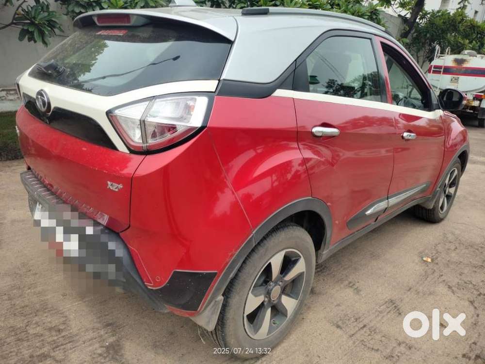 Tata Nexon 1.2 Revotron Xz Plus, 2017, Petrol