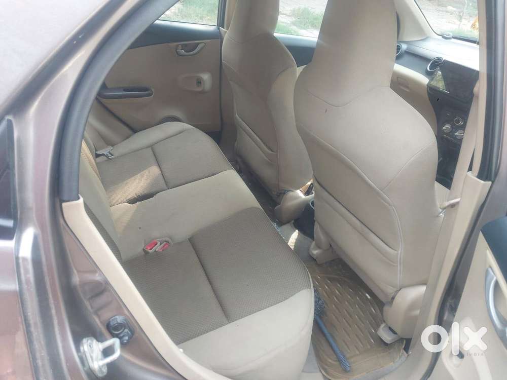Honda Brio V Mt, 2013, Petrol