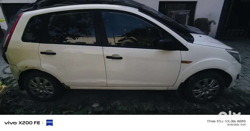 Ford Figo Zxi 2014 Petrol Manual