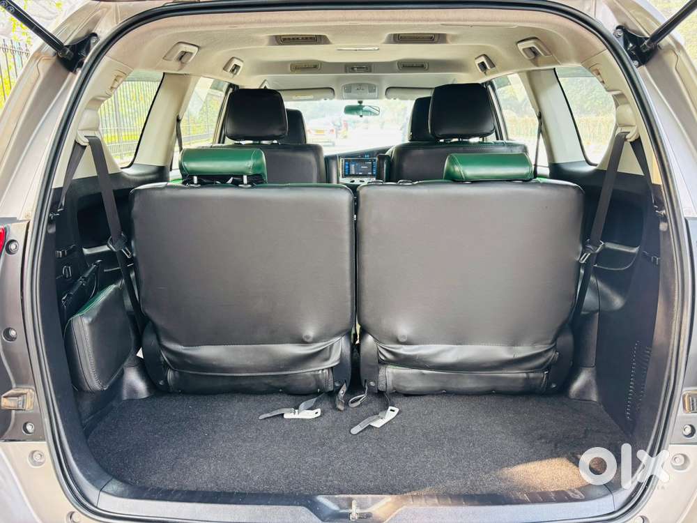 Toyota Innova Crysta 2.4 Zx Mt, 2017, Diesel