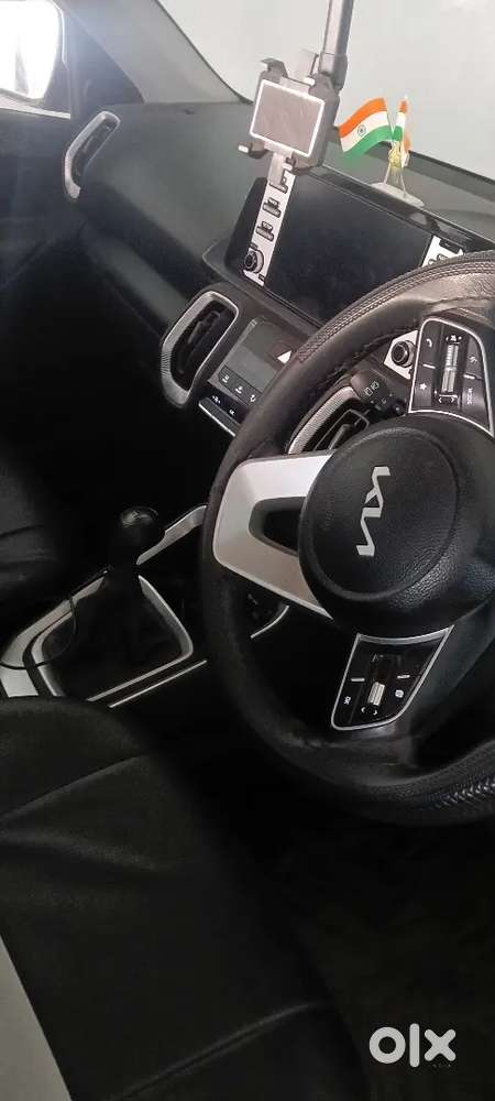 Kia Sonet 2024 Petrol 16900 Km Driven