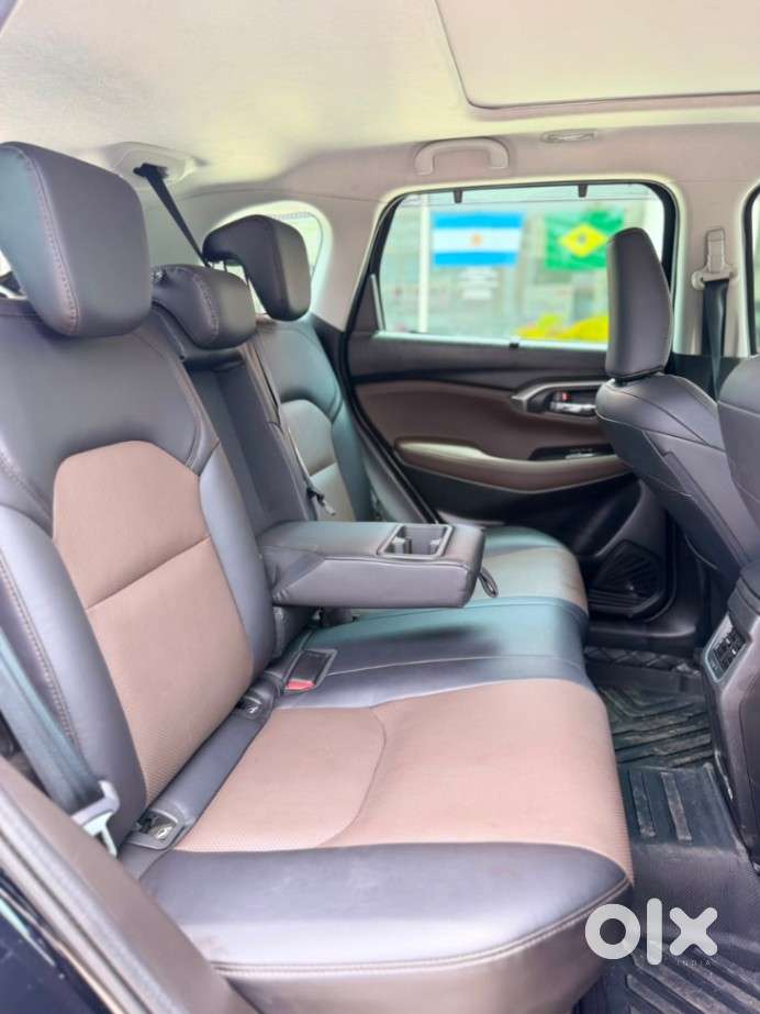 Toyota Urban Cruiser Hyryder 1.5 V Hybrid, 2025, Petrol
