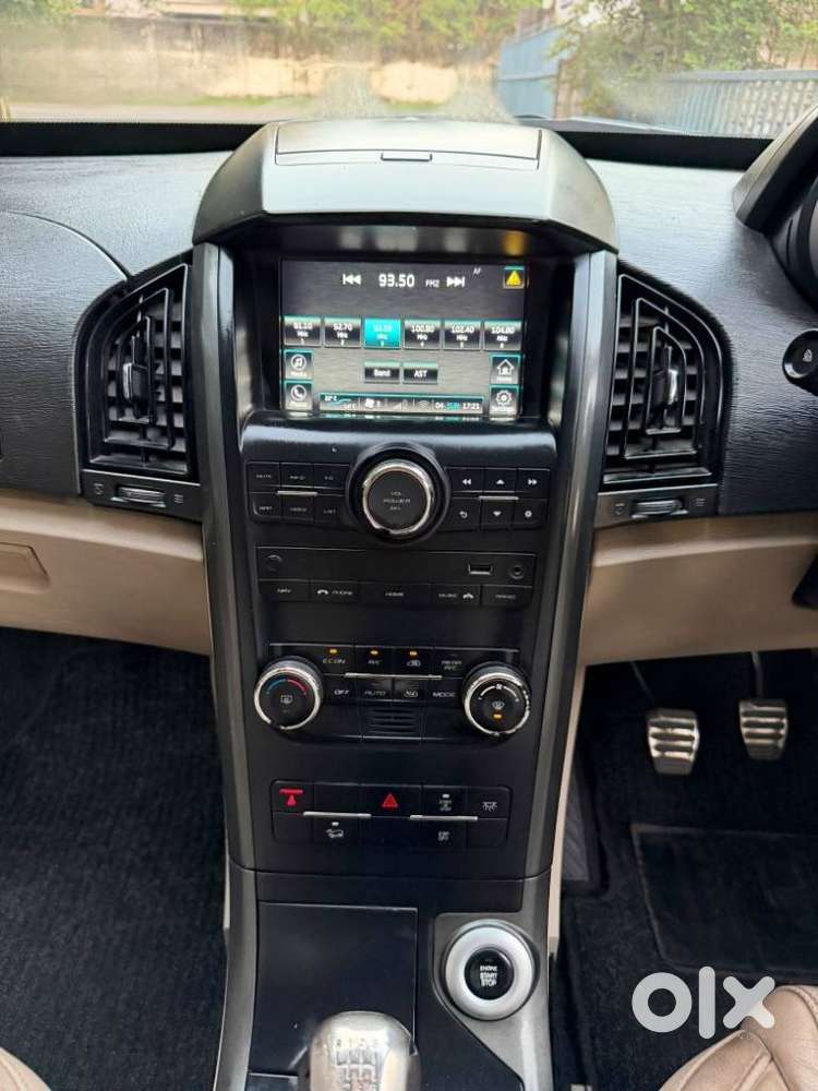 Mahindra Xuv500 2.2 W10 Sportz Edition Mt, 2018, Diesel