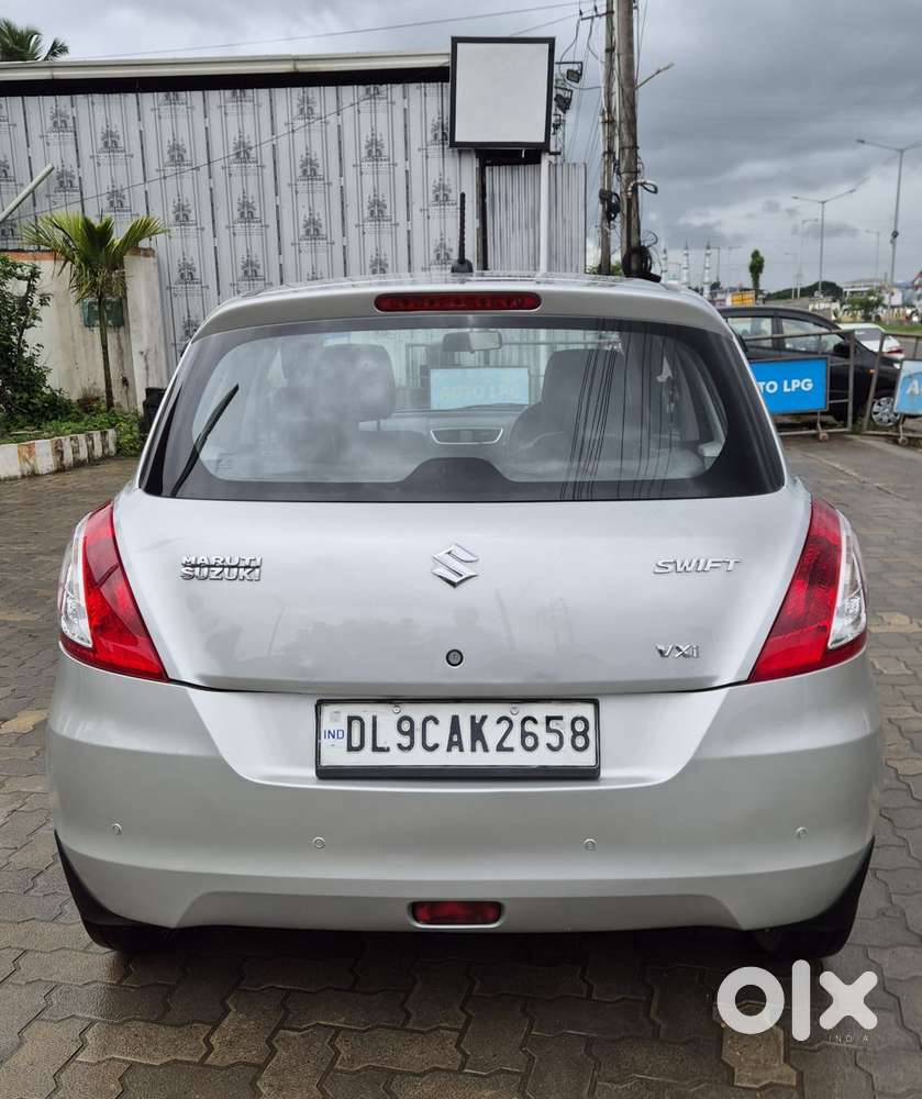 Maruti Suzuki Swift Vxi, 2014, Petrol