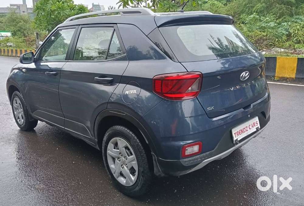 Hyundai Venue S, 2019, Petrol