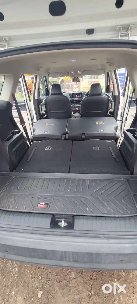 Kia Carens 1.5 Petrol Premium 2023