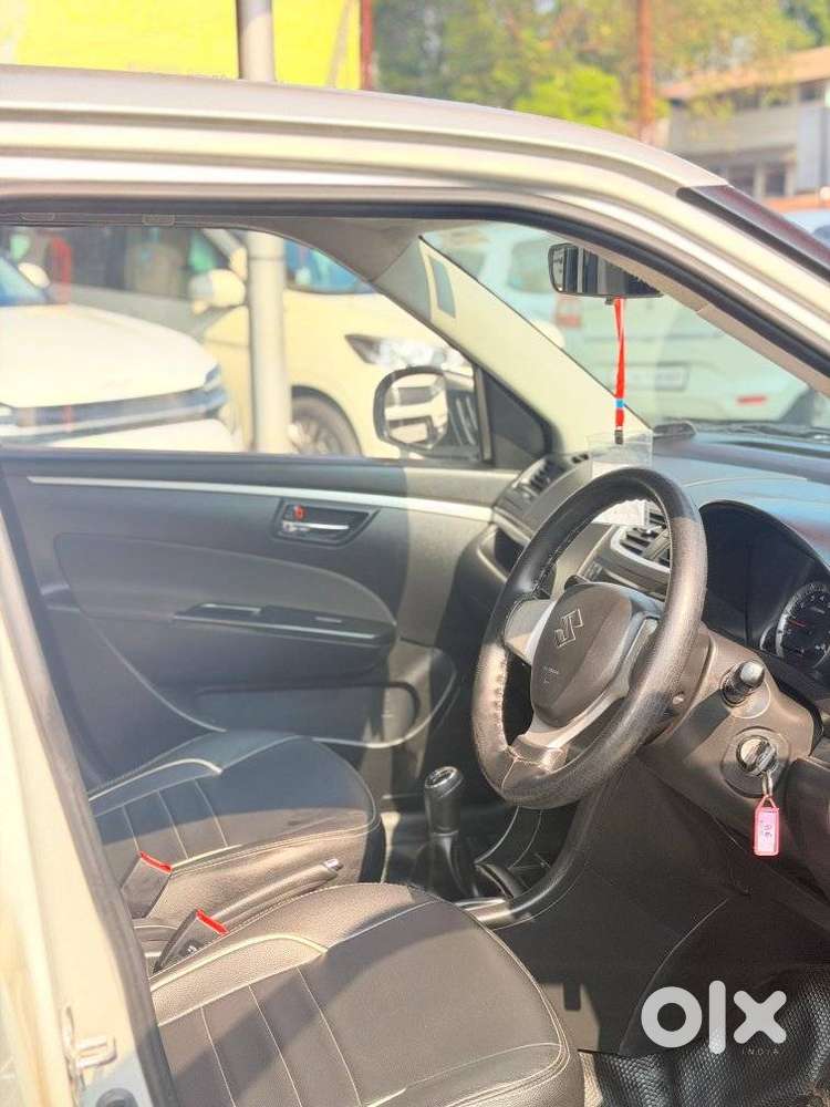 Maruti Suzuki Swift Vxi Optional, 2016, Petrol
