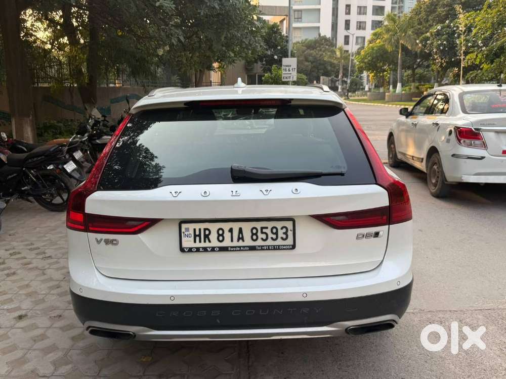 2017 Volvo V90 Cross Country D5 Inscription With Pole Star Engineered.