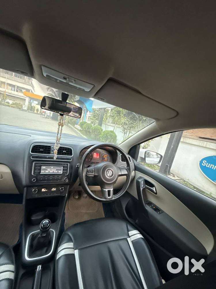 Volkswagen Polo Petrol Highline 1.2l, 2013, Petrol