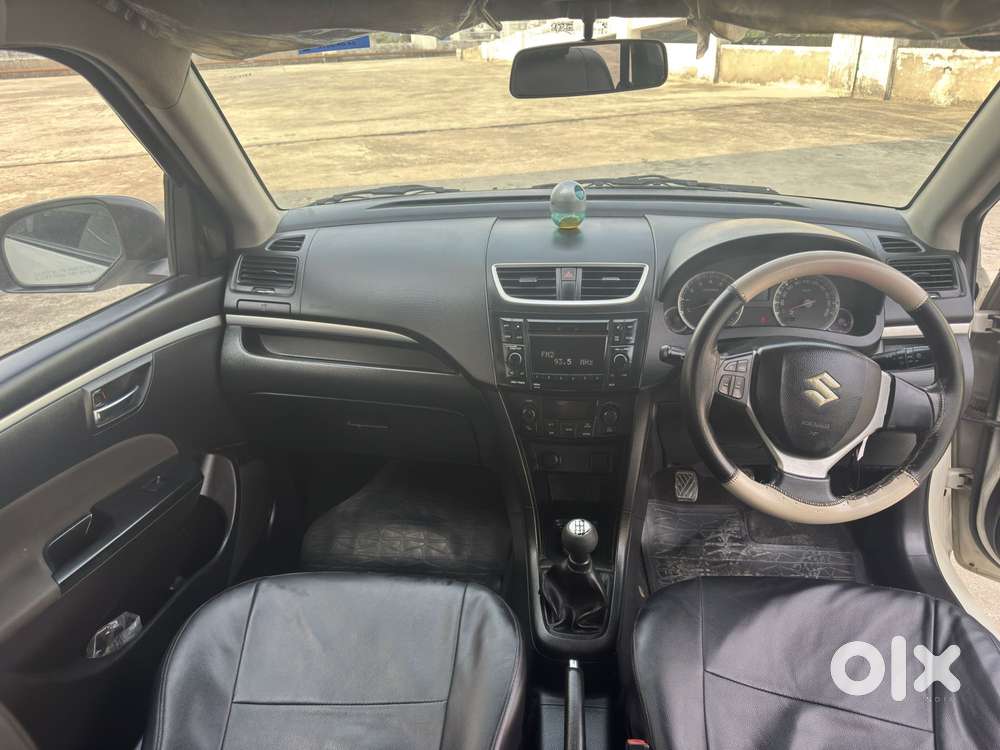 Maruti Suzuki Swift Vvt Zxi, 2012, Petrol