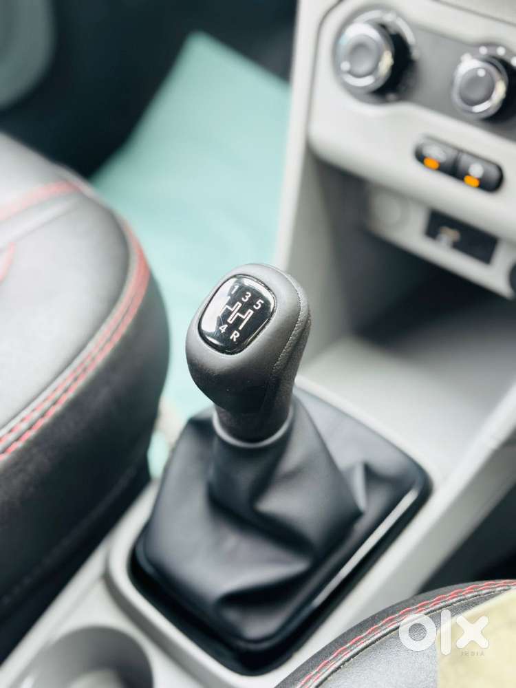 Tata Tiago 1.2 Revotron Xt (o), 2021, Petrol