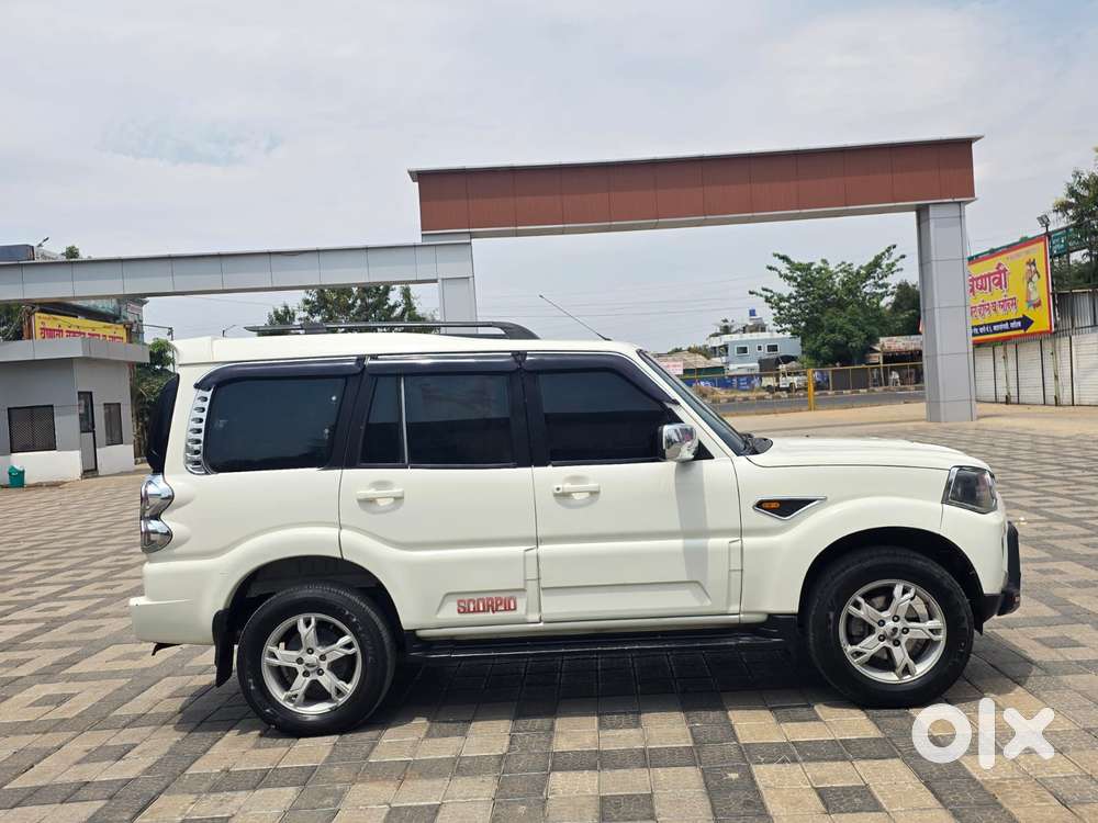 Mahindra Scorpio S10, 2014, Diesel