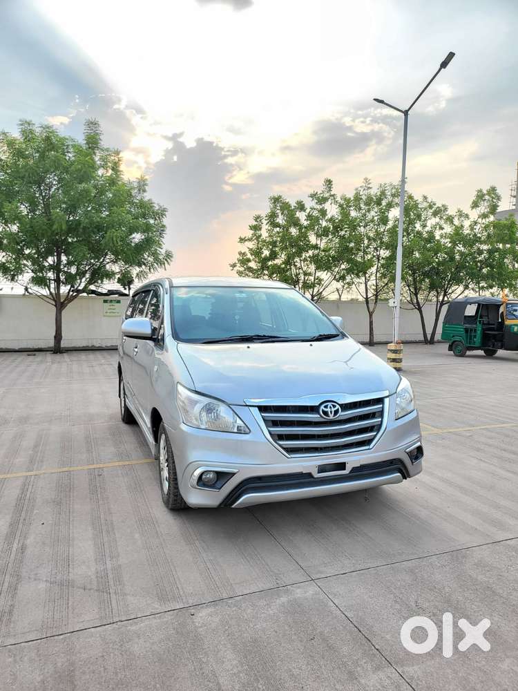 Toyota Innova 2.5 G (diesel) 8 Seater, 2015, Diesel