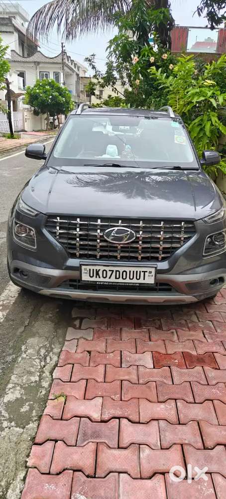 Hyundai Venue 2020 Diesel 73000 Km Driven