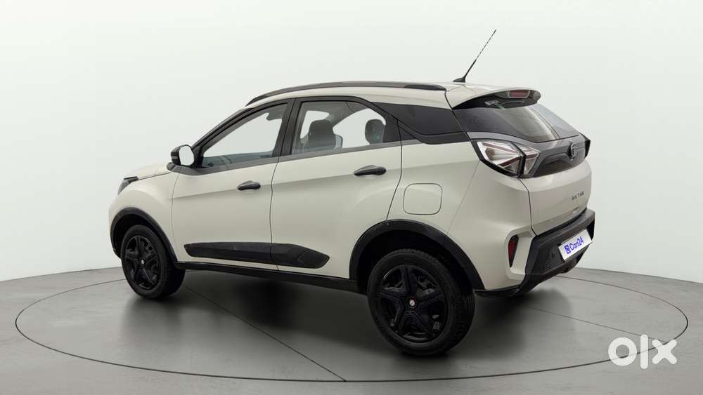 Tata Nexon 1.2 Revotron Xm (s), 2021, Petrol
