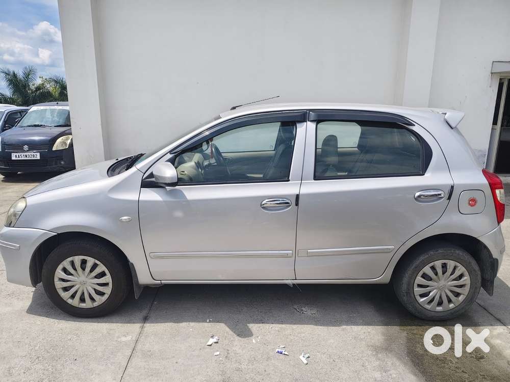 Toyota Etios Liva 1.2 GX, 2015, Petrol