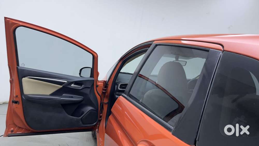 Honda Jazz [2020-2023] 1.2 V I-vtec Mt, 2015, Petrol