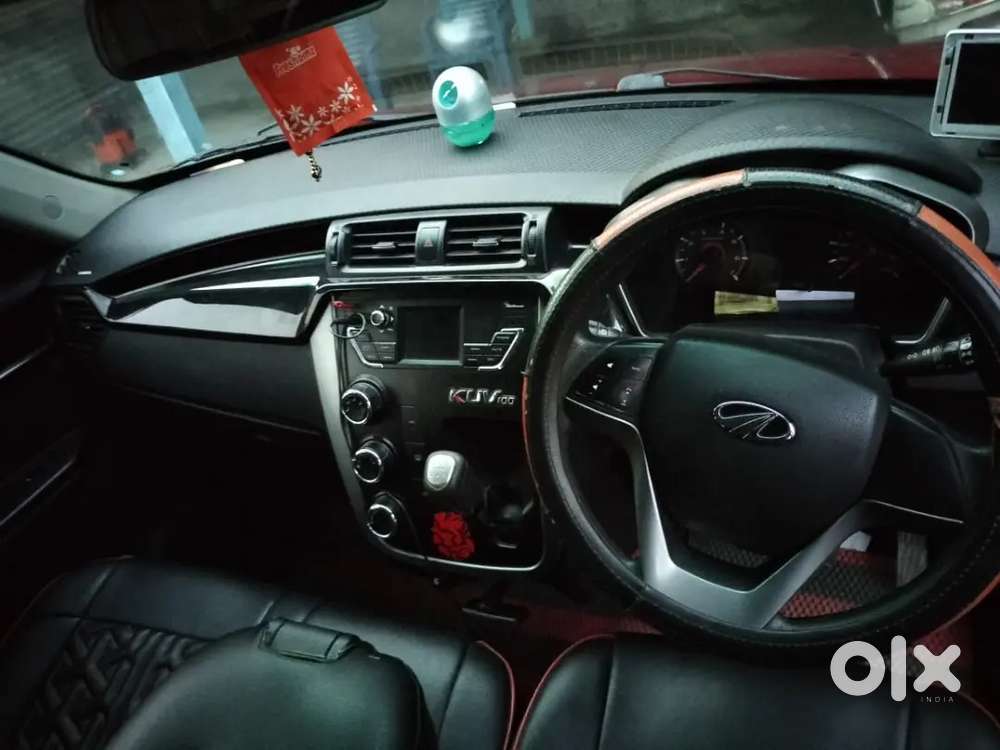 Mahindra Kuv 100 2017