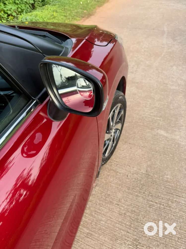 Toyota Glanza 2024 Petrol Well Maintained Less Than 10,000km Driven