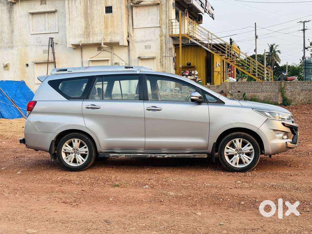 Toyota Innova Crysta 2.8 Z, 2017, Diesel