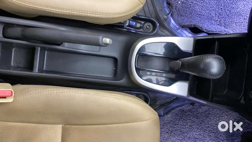 Honda Jazz 1.2 V At I Vtec, 2017, Petrol